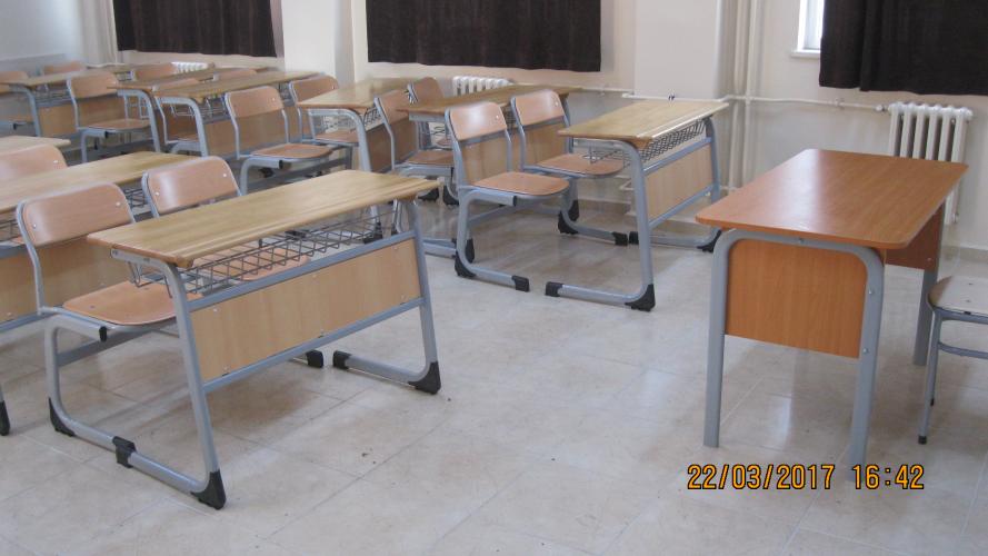 ÖĞRETMEN MASALARI